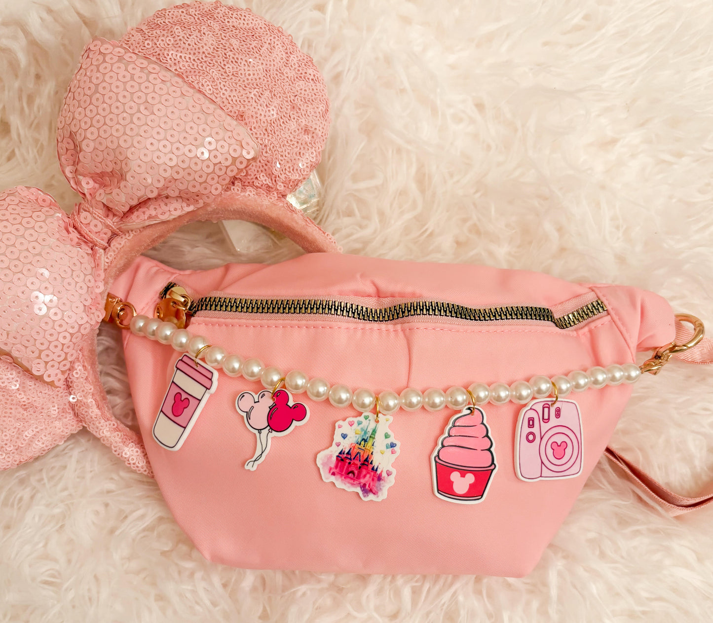 Mane Street magic  Belt Bag w/ Bag Chain